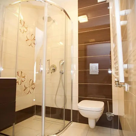 Kaniowka Resort- Relaks W Gorach Z Basenem, Sauna I Jacuzzi