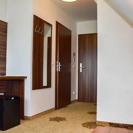Курортный комплекс Kaniowka Resort- Relaks W Gorach Z Basenem, Sauna I Jacuzzi