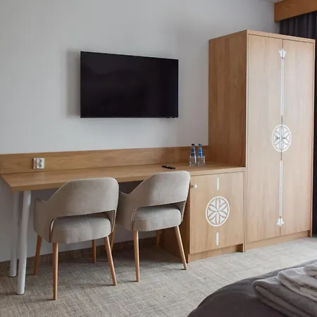 Курортный комплекс Kaniowka Resort- Relaks W Gorach Z Basenem, Sauna I Jacuzzi Бялка-Татшаньска