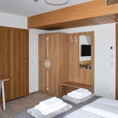 Kaniowka Resort- Relaks W Gorach Z Basenem, Sauna I Jacuzzi Курортный комплекс Бялка-Татшаньска