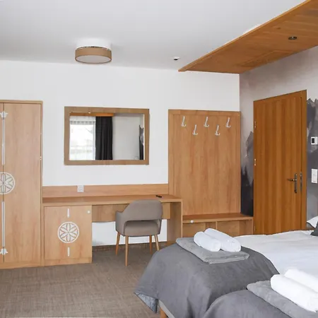 Resort Kaniowka Resort- Relaks W Gorach Z Basenem, Sauna I Jacuzzi